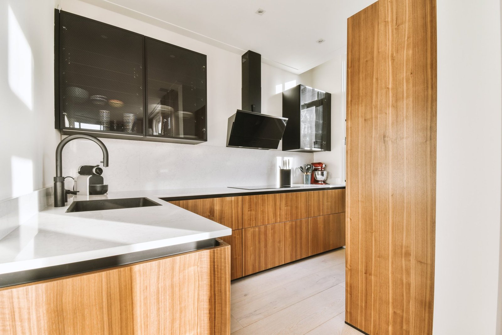Modern kitchen with walnut-look cabinets